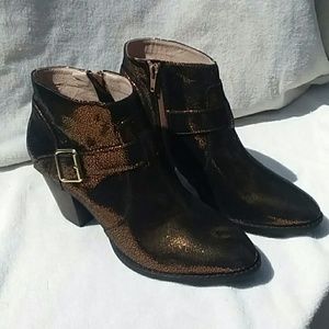 OFFERS WELCOME!! 😊 Mellow Yellow Ankle Boots